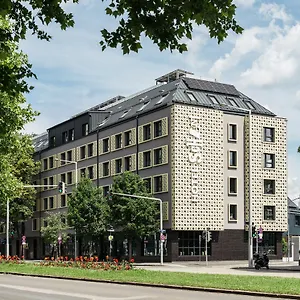 Schani Uno Vienna